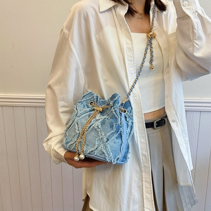 Women's Quilted Denim Bucket Bag - Trendy Large Capacity Chain Strap Shoulder/Crossbody Bag