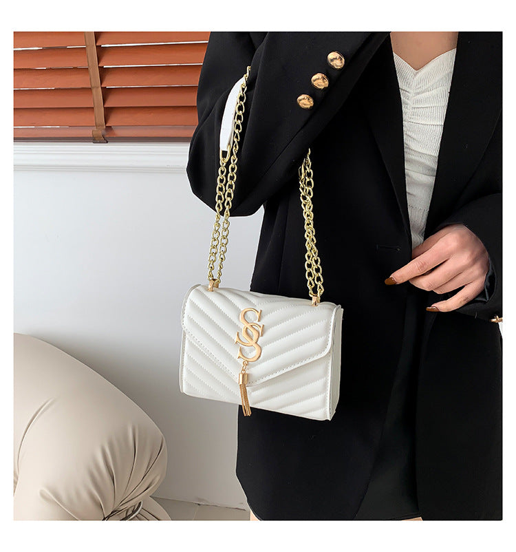 Women's Lattice Chain Satchel - Artisan-Quilted Crossbody with Signature Hardware