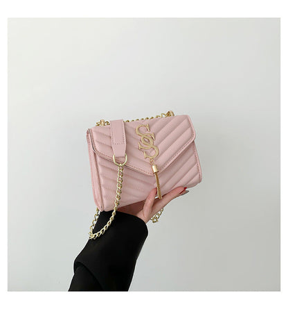 Women's Lattice Chain Satchel - Artisan-Quilted Crossbody with Signature Hardware