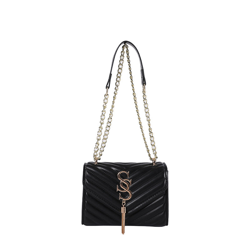 Women's Lattice Chain Satchel - Artisan-Quilted Crossbody with Signature Hardware
