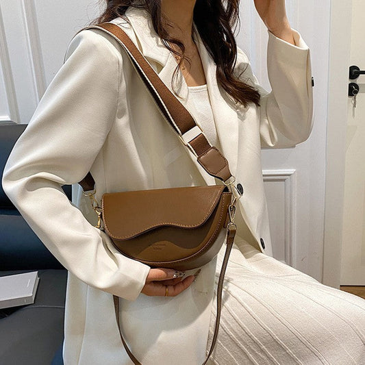 Women’s Vintage Saddle Crossbody Bag – Minimalist Underarm Shoulder Purse